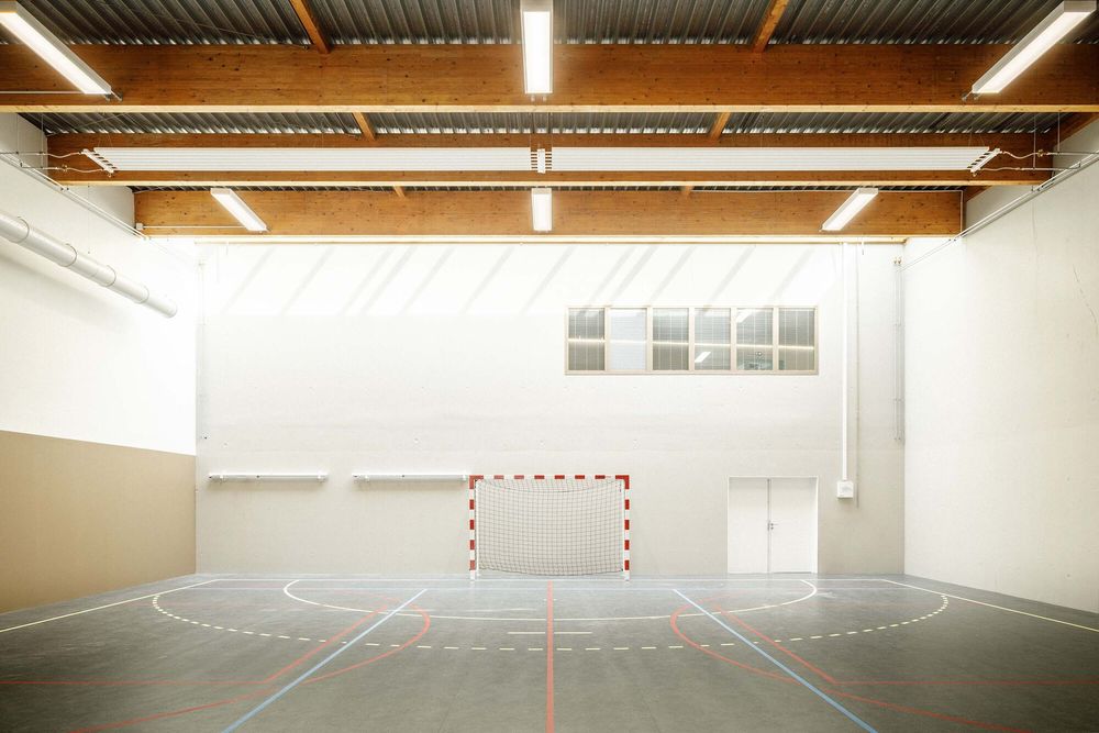 Construction of the high-school college Saint Dominic Savio and a gymnasium in Saint-Julien-les-Villas, France / Atelier Téqui Architects