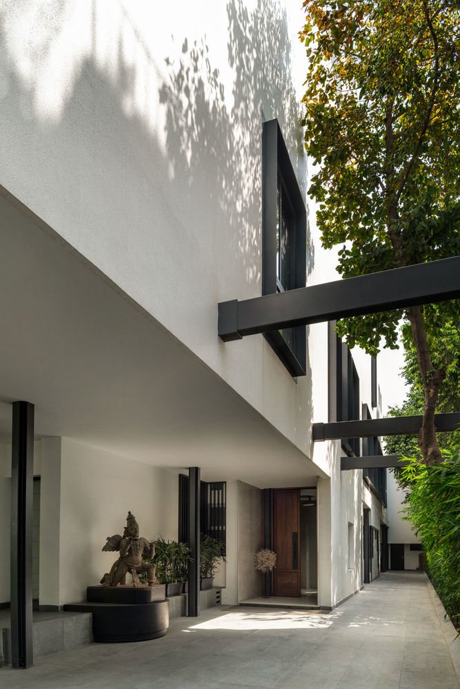 Artful Abode in New Delhi by Mathew & Ghosh Architects and Rajiv Saini + Associates.