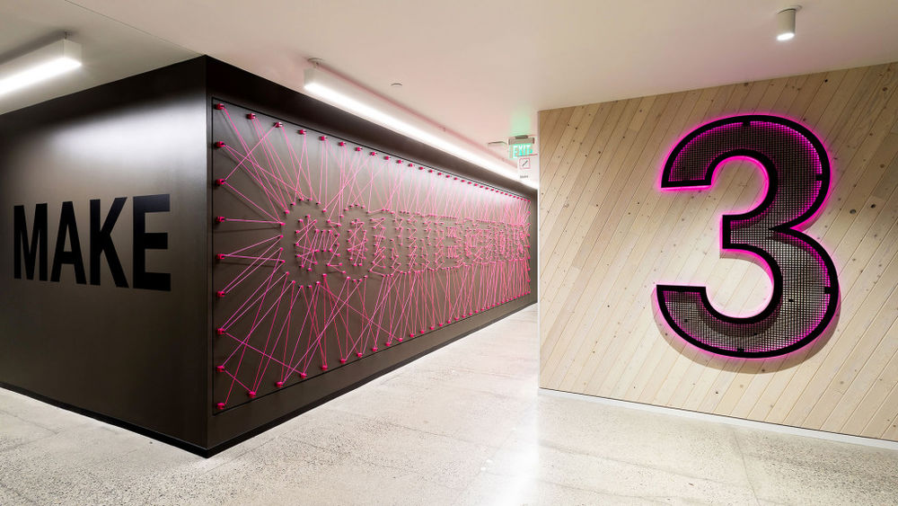 T-Mobile 总部空间设计 | 互动、个性化与叛逆乐观的完美融合