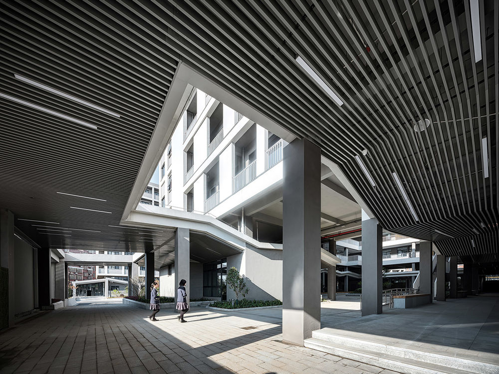 义乌新世纪外国语学校，浙江 / 零壹城市建筑事务所