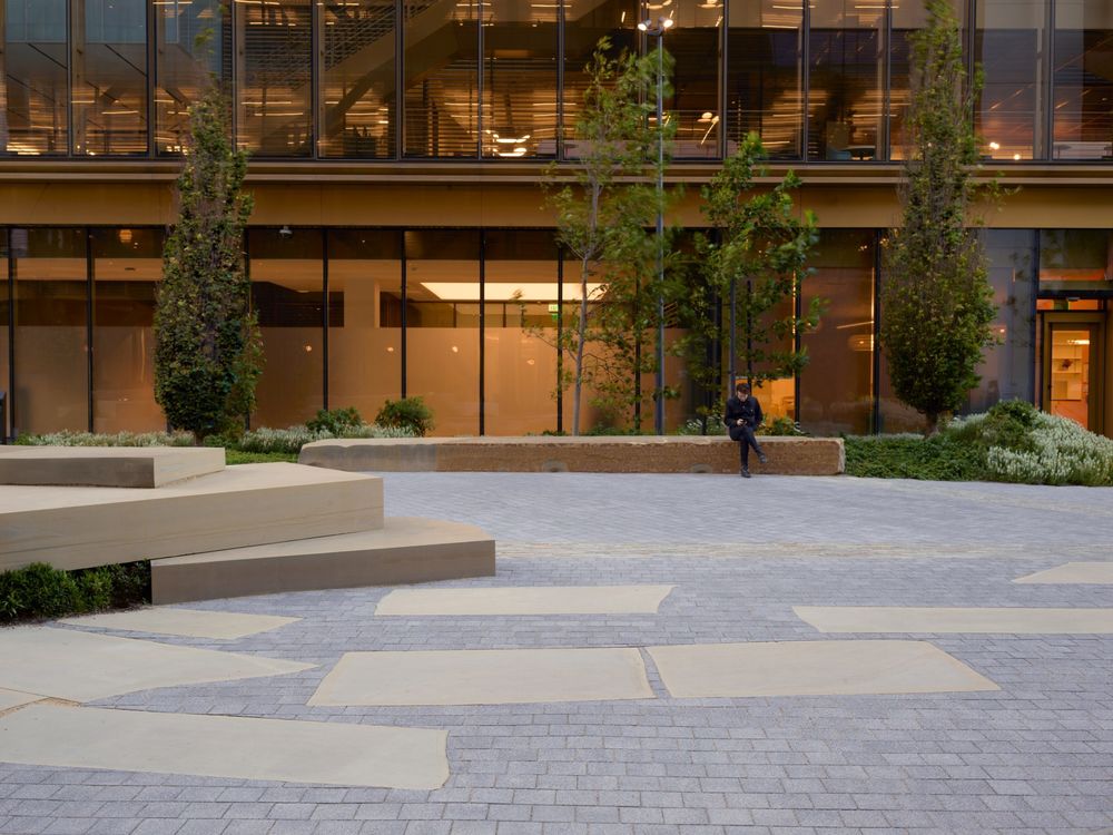 旧金山Uber总部大楼景观，是消防通道亦是公园 / Surfacedesign, Inc.