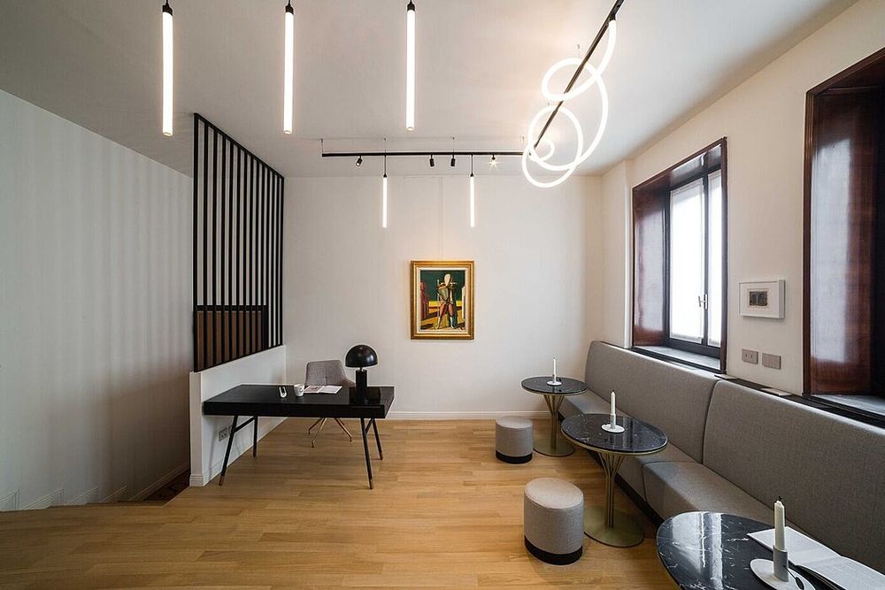 Elas Real Estate Office: A Harmonious Blend of Classic and Modern Design
