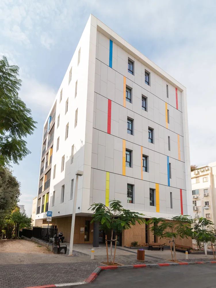 A Multi-Story Kindergarten Cluster |