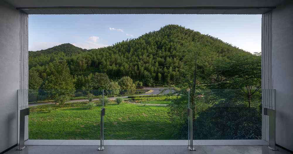 浙江千万工程（余村）展示馆，安吉 / 上海交通大学设计学院杜春宇团队