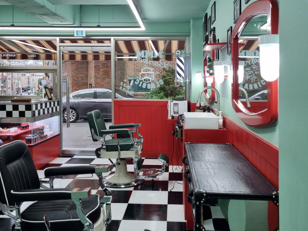 复古风潮下的 11 坪 M.M.M Barber Shop