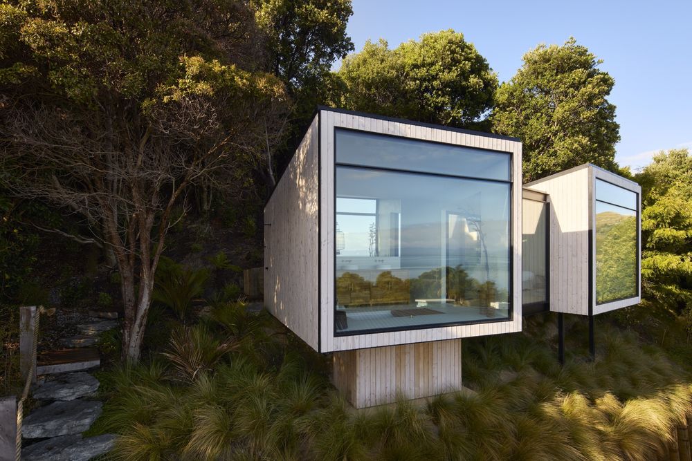 Ligar Bay Bach House / Young Architects