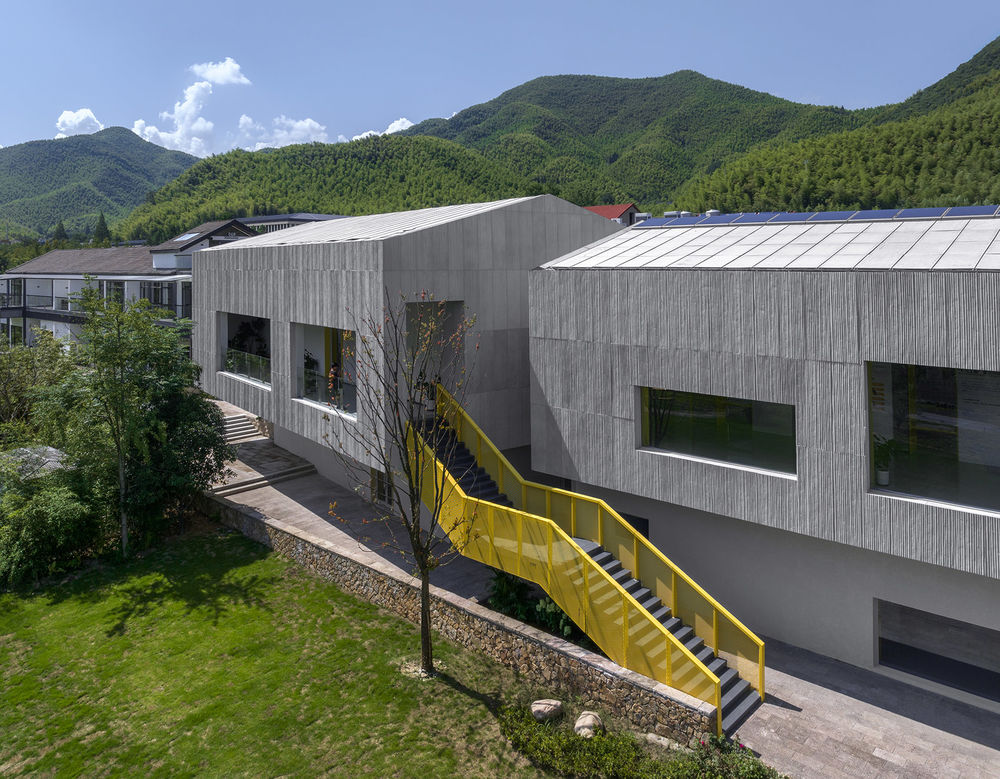 浙江千万工程（余村）展示馆，安吉 / 上海交通大学设计学院杜春宇团队