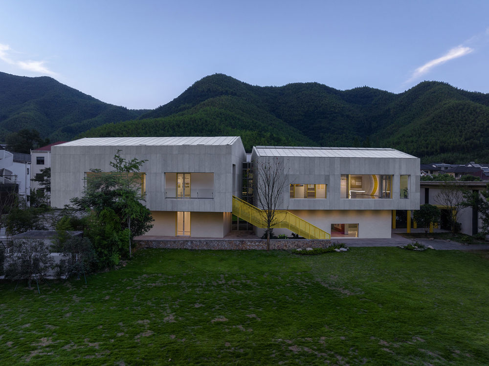 浙江千万工程（余村）展示馆，安吉 / 上海交通大学设计学院杜春宇团队