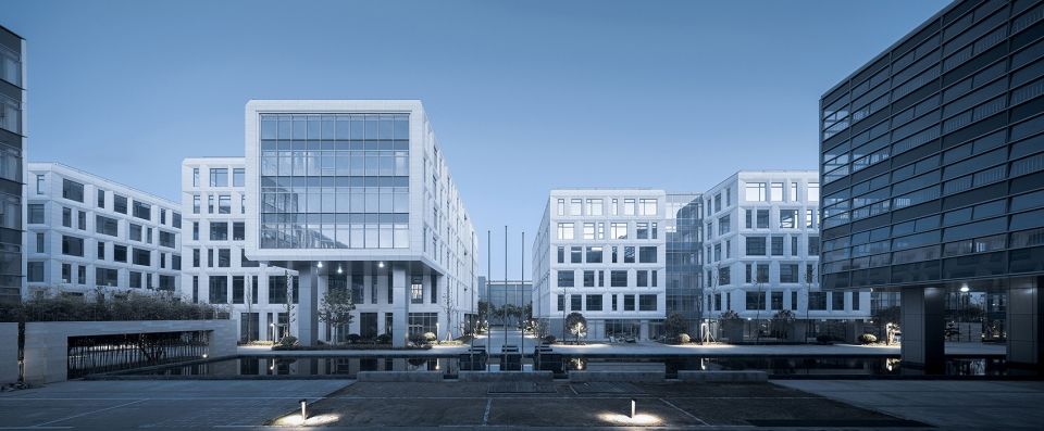 上海外高桥自贸壹号科技产业园——灵活多变的空间设计