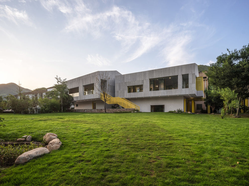 浙江千万工程（余村）展示馆，安吉 / 上海交通大学设计学院杜春宇团队
