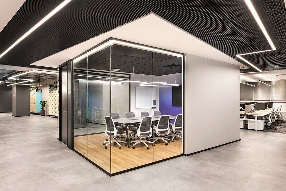 Nice Offices: Michael Setter’s Industrial Masterpiece in Tel Aviv