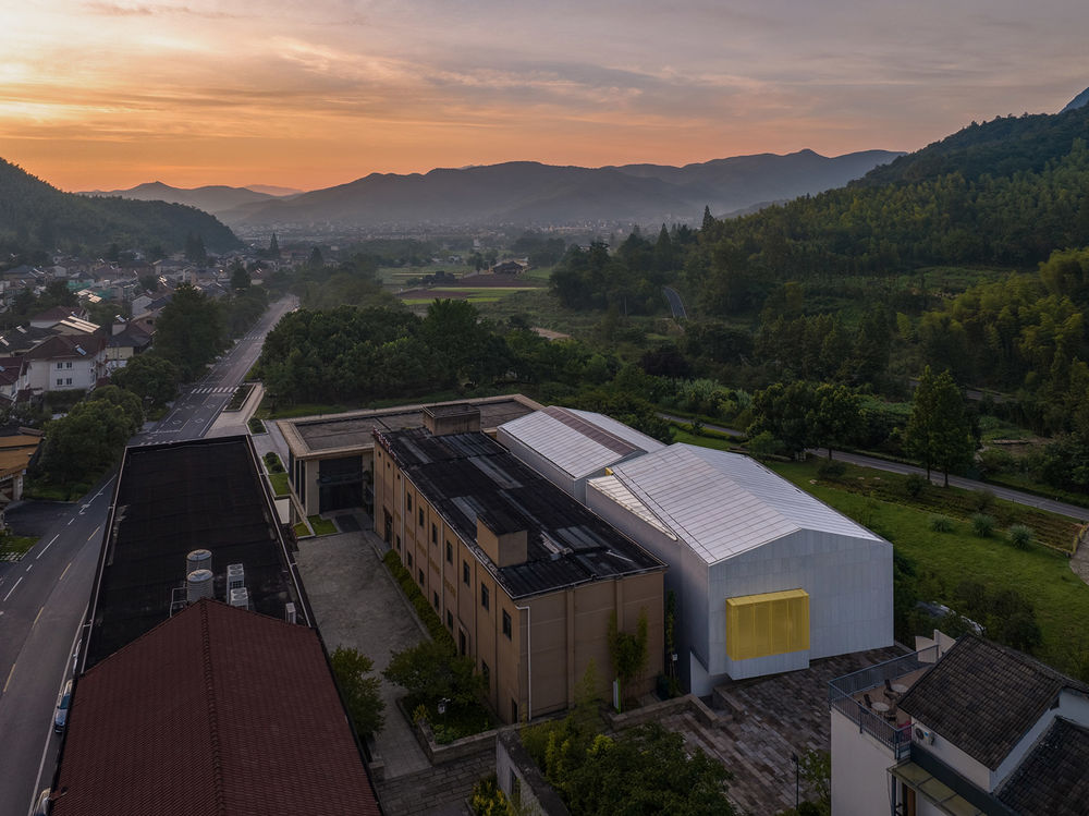 浙江千万工程（余村）展示馆，安吉 / 上海交通大学设计学院杜春宇团队