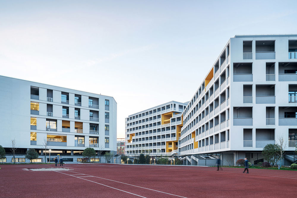 义乌新世纪外国语学校，浙江 / 零壹城市建筑事务所