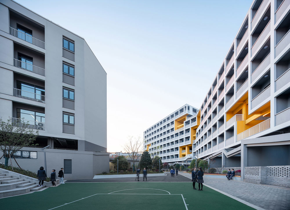 义乌新世纪外国语学校，浙江 / 零壹城市建筑事务所
