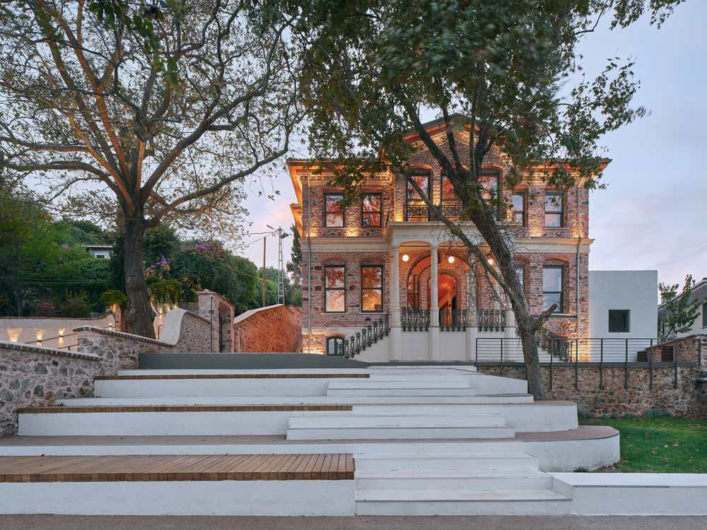 Taş Mektep Historic Restoration / Novos Architecture Studio