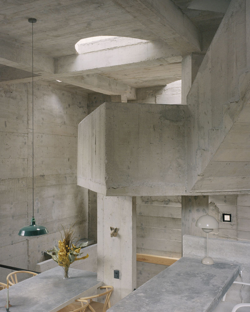 Redefining a Cabin in the Woods: Casa Alferez by Ludwig Godefroy Architecture.