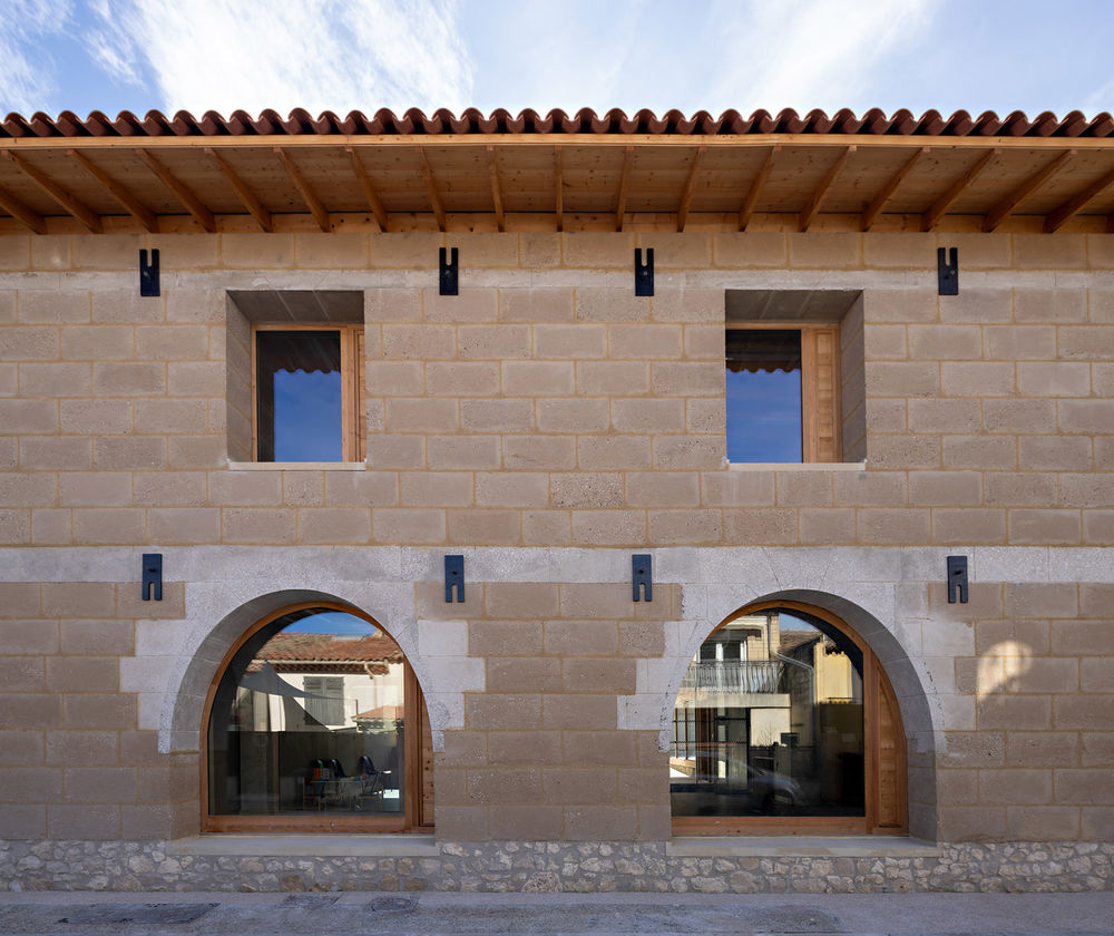 Charleval医疗健康中心，法国 / COMBAS Architectes