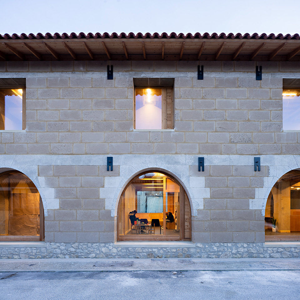 Charleval医疗健康中心，法国 / COMBAS Architectes