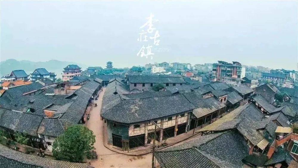 疗愈空间中的场所精神——李庄同济医院设计解读