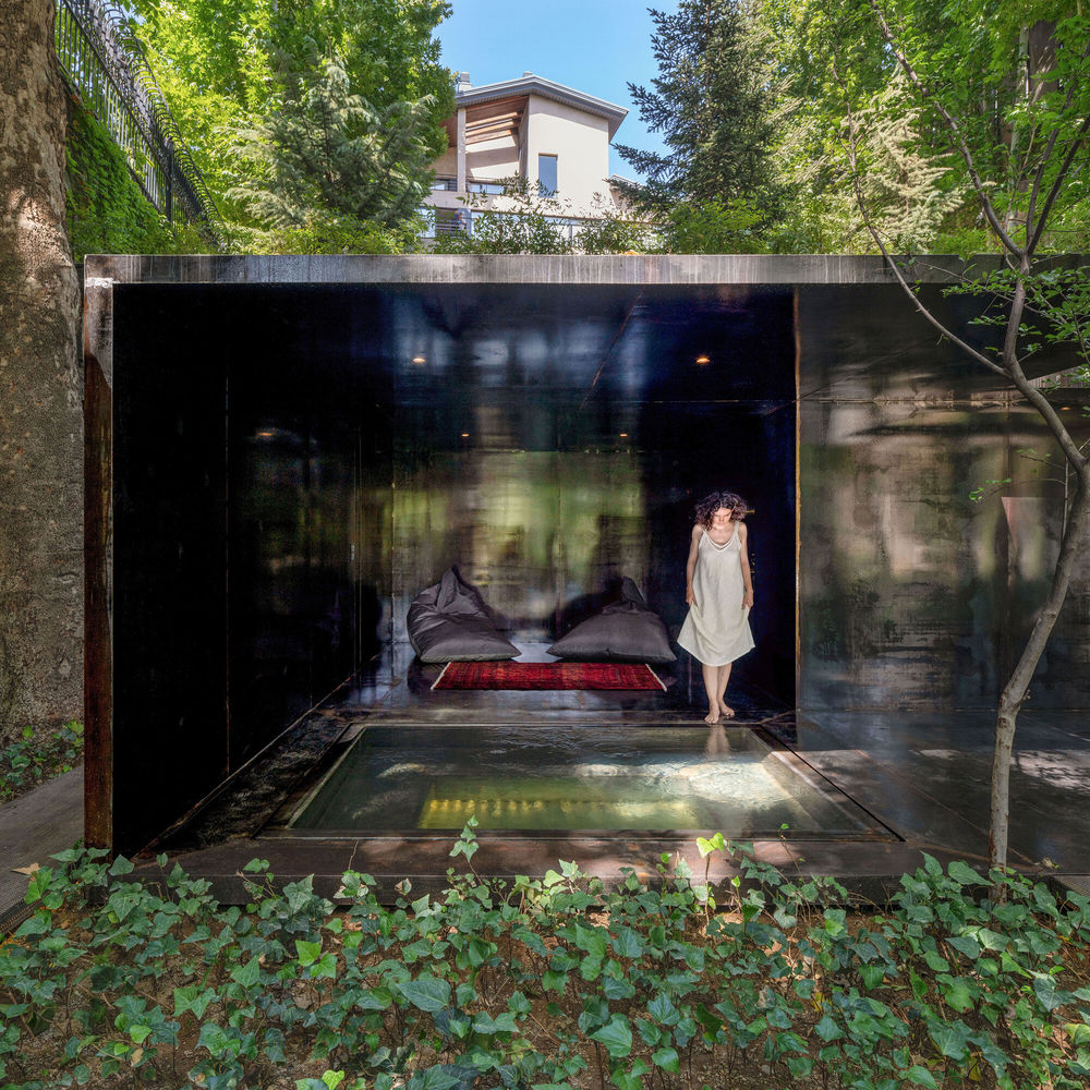 Othagh-E-Shekar Hunting Lodge / Pragmatica Architectural Design Studio