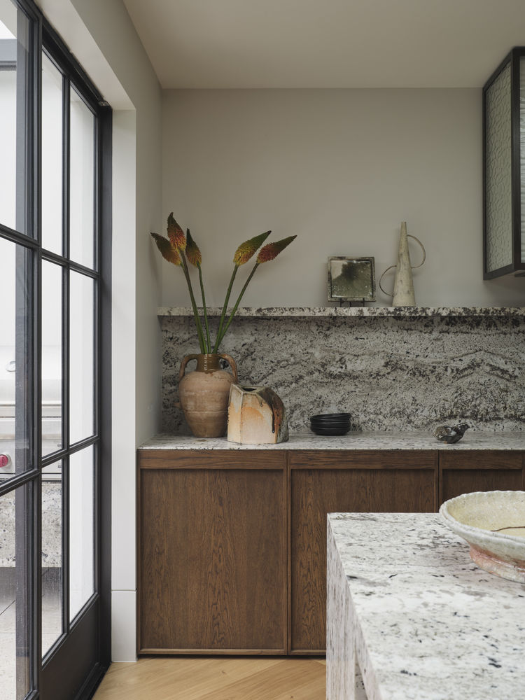 Contemporary Classicism with an Attitude: Monsieur G House in Bellevue Hill by Decus.