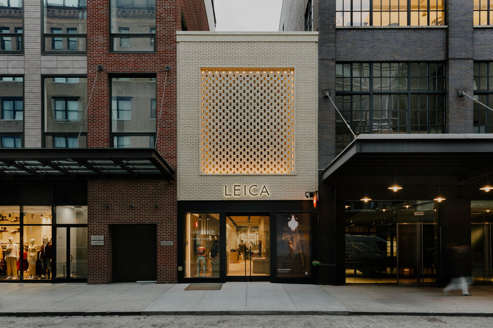 Leica Gallery / Format Architecture Office
