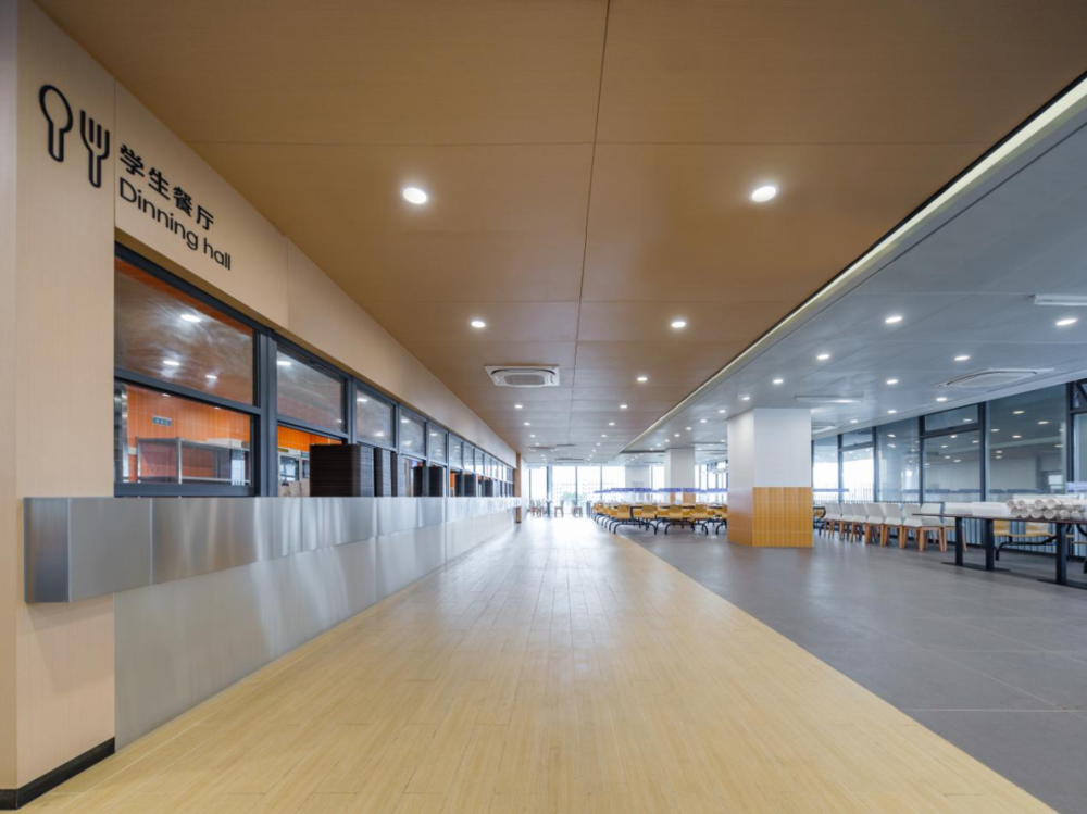 深圳聚龙科学中学 | 活力四溢的校城空间
