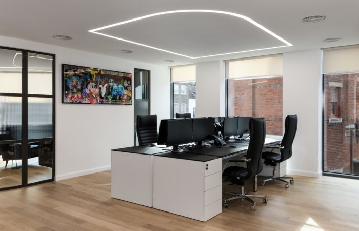 Bear Capital office by Oktra