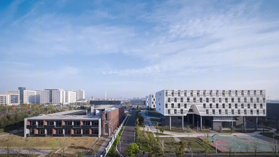 浙江新吉奥汽车台州基地 | 高效与美学的完美结合