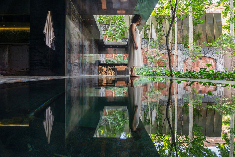 Othagh-E-Shekar Hunting Lodge / Pragmatica Architectural Design Studio