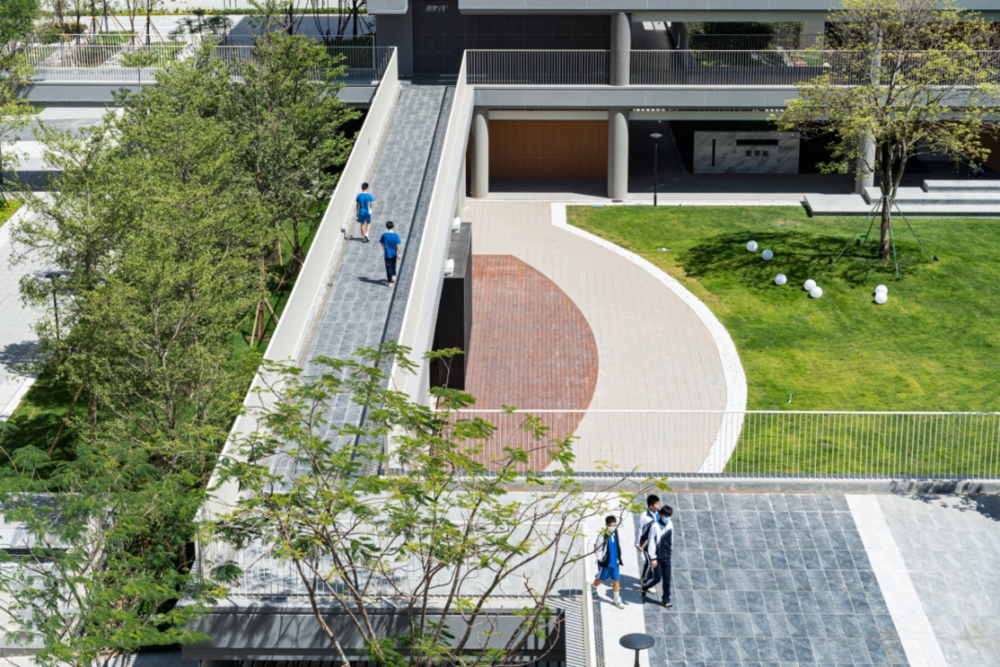 深圳聚龙科学中学 | 活力四溢的校城空间