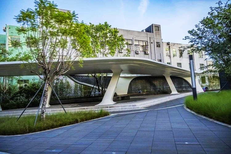 深圳贝尔街心公园 | 科技感十足的口袋公园设计