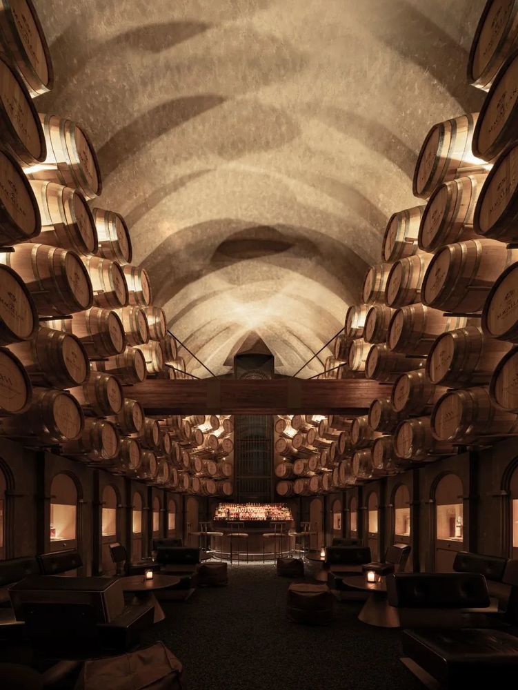 The X Macallan Bar | 复古沉浸式酒吧设计