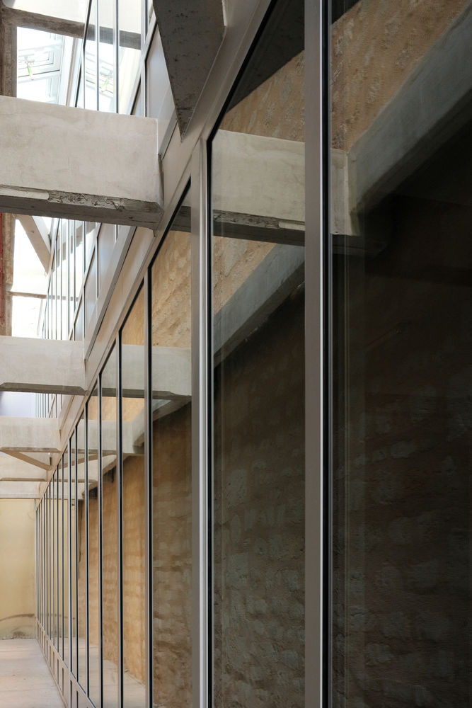 136 Quai des Chartrons / ZW/A zweyacker & associés