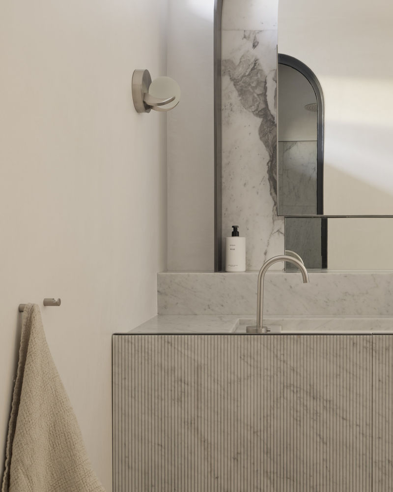 Contemporary Classicism with an Attitude: Monsieur G House in Bellevue Hill by Decus.