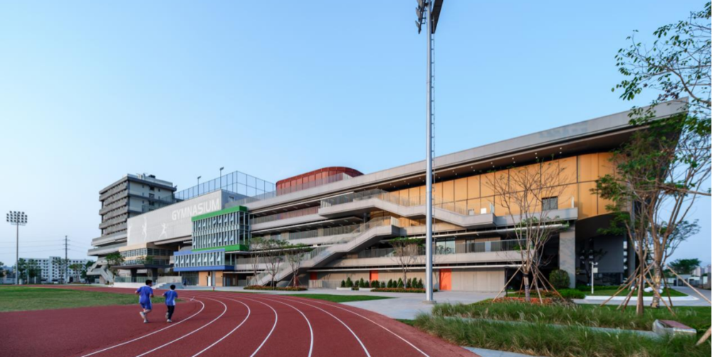 深圳聚龙科学中学 | 活力四溢的校城空间