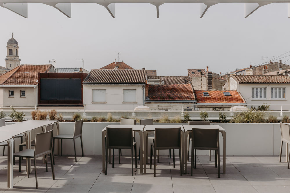 136 Quai des Chartrons / ZW/A zweyacker & associés