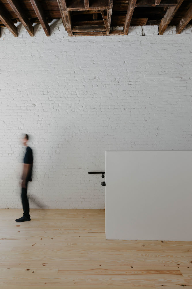 Leica Gallery / Format Architecture Office