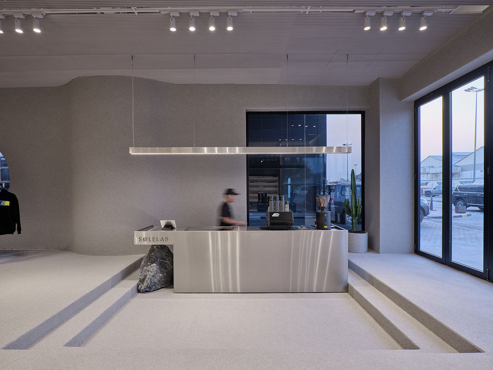SOLE LAB 旗舰店 | FIVE AM | 2023 | 科威特
