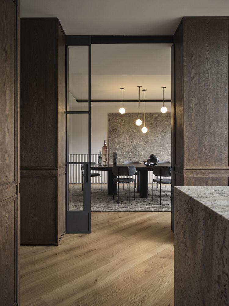 Contemporary Classicism with an Attitude: Monsieur G House in Bellevue Hill by Decus.