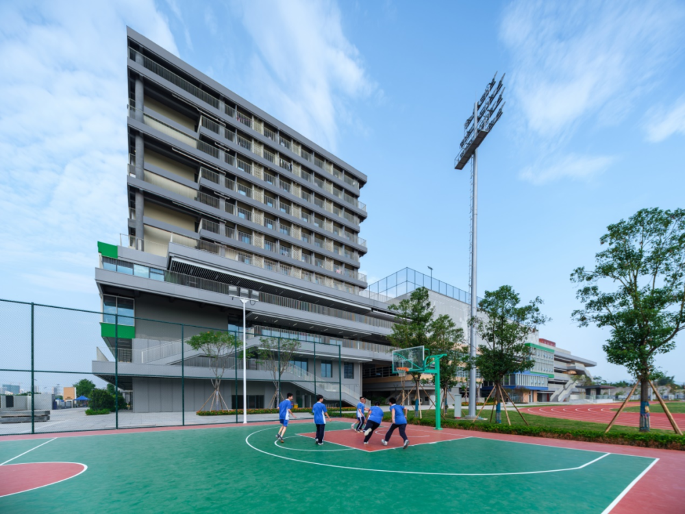 深圳聚龙科学中学 | 活力四溢的校城空间