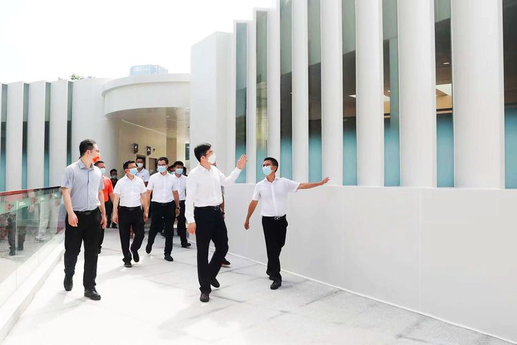 深圳贝尔街心公园 | 科技感十足的口袋公园设计