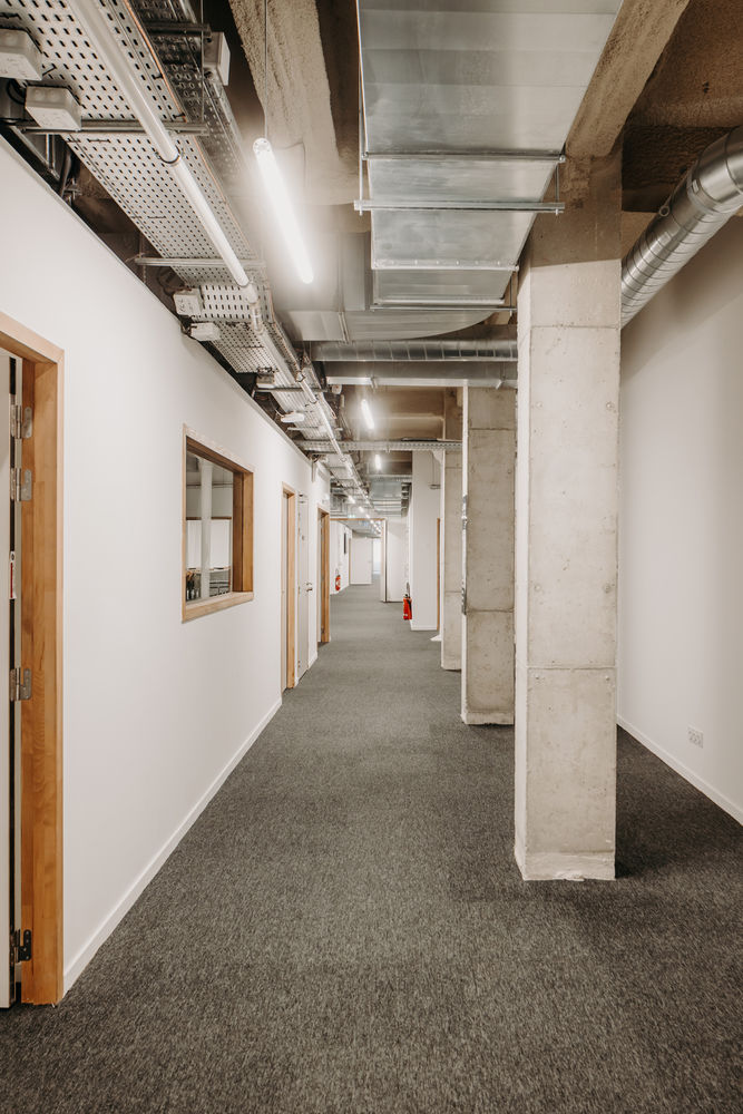 136 Quai des Chartrons / ZW/A zweyacker & associés