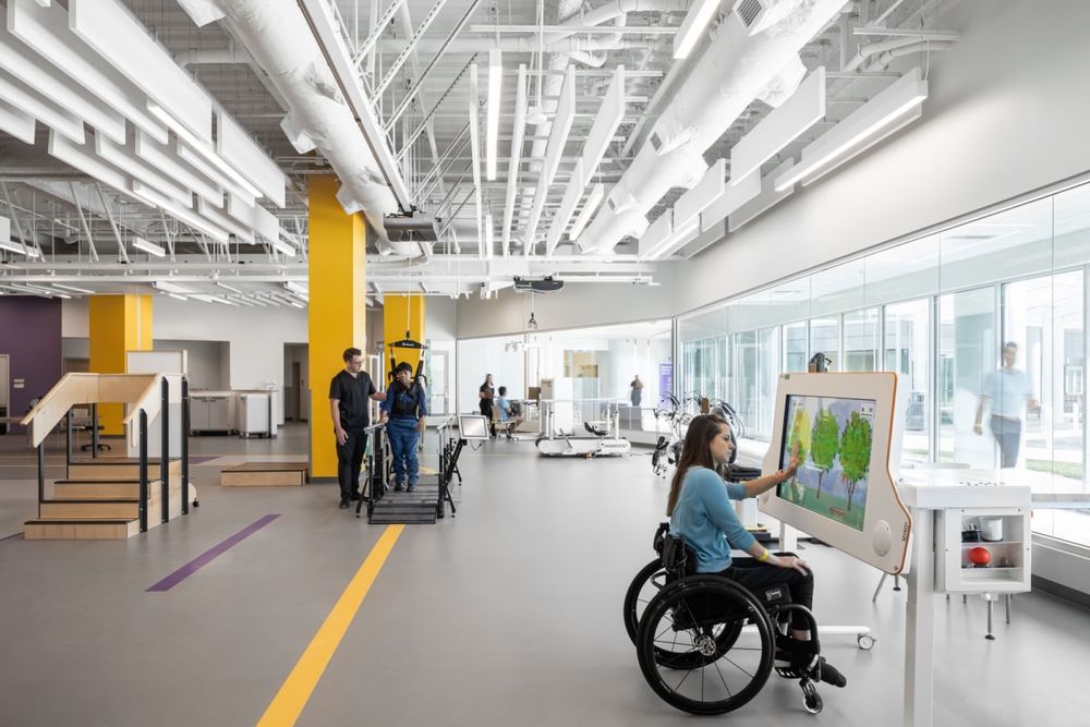 康复医疗新地标——HDR 设计的 Sheltering Arms Institute 健身房