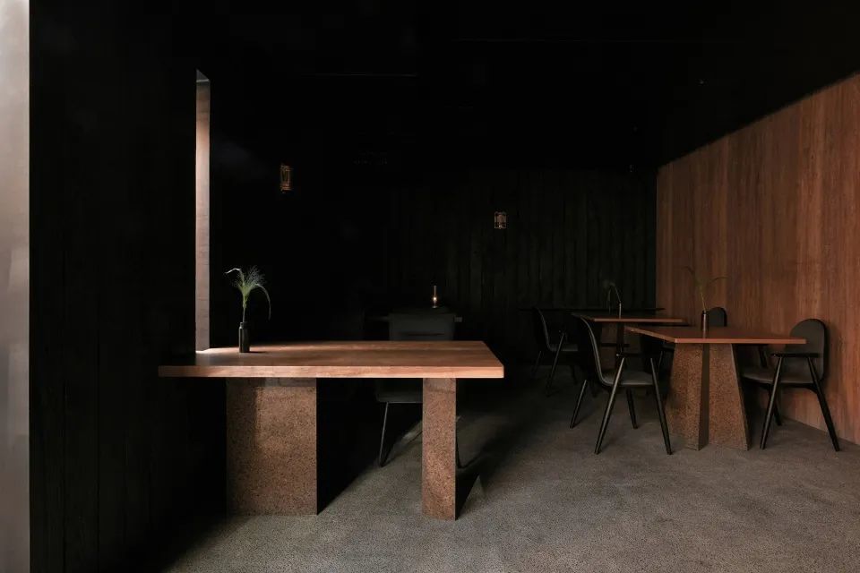 胡同深处的“崖餐厅” | 现代云南菜餐厅的设计演绎