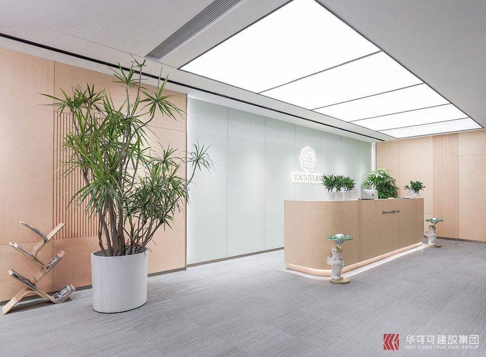 华可可设计打造前海人寿金融中心舒适办公空间
