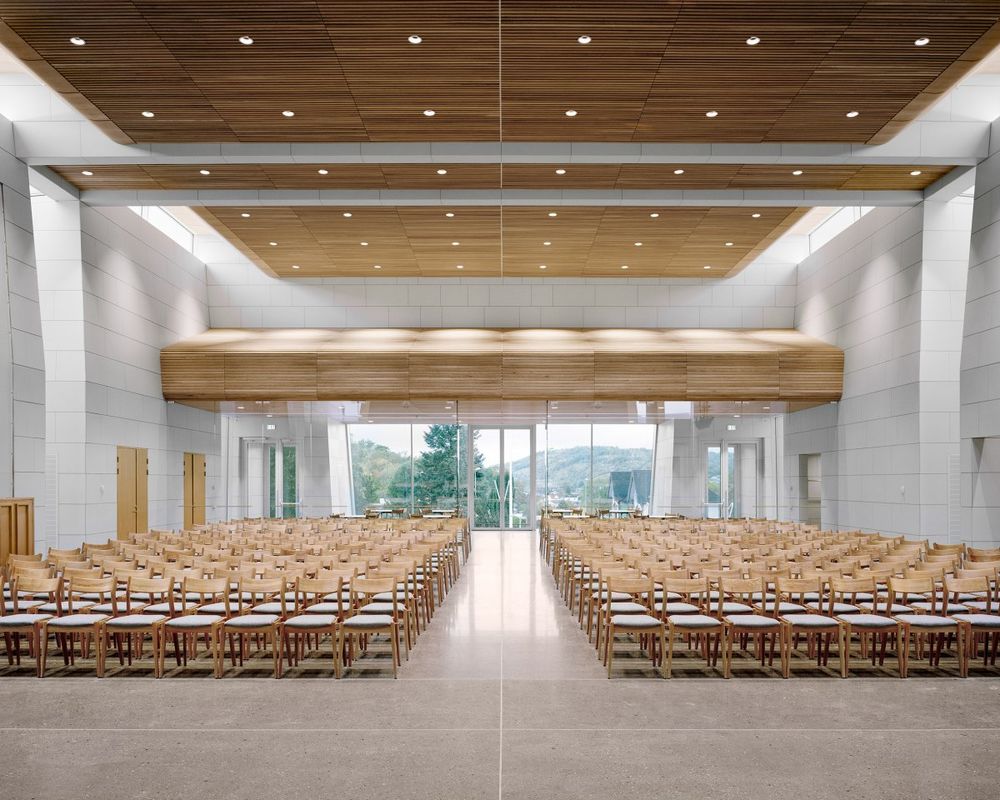 挪威现代"复活教堂" | 几何陶瓷建筑重塑宗教空间
