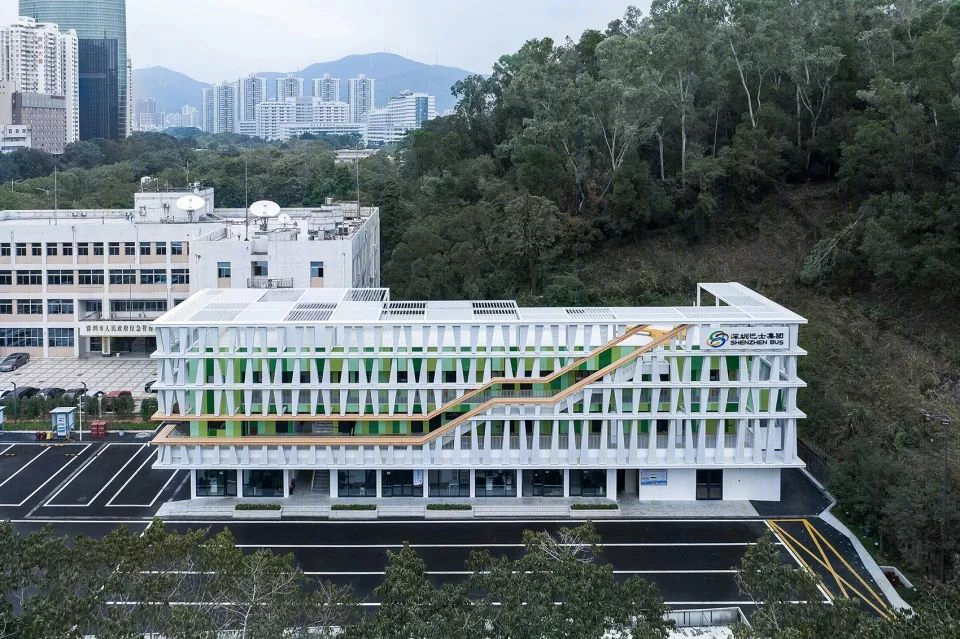 城市交通枢纽改造 | 曲江轻轨站点焕新升级