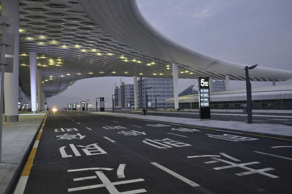深圳宝安国际机场 3 号航站楼——有机形态的雕塑设计