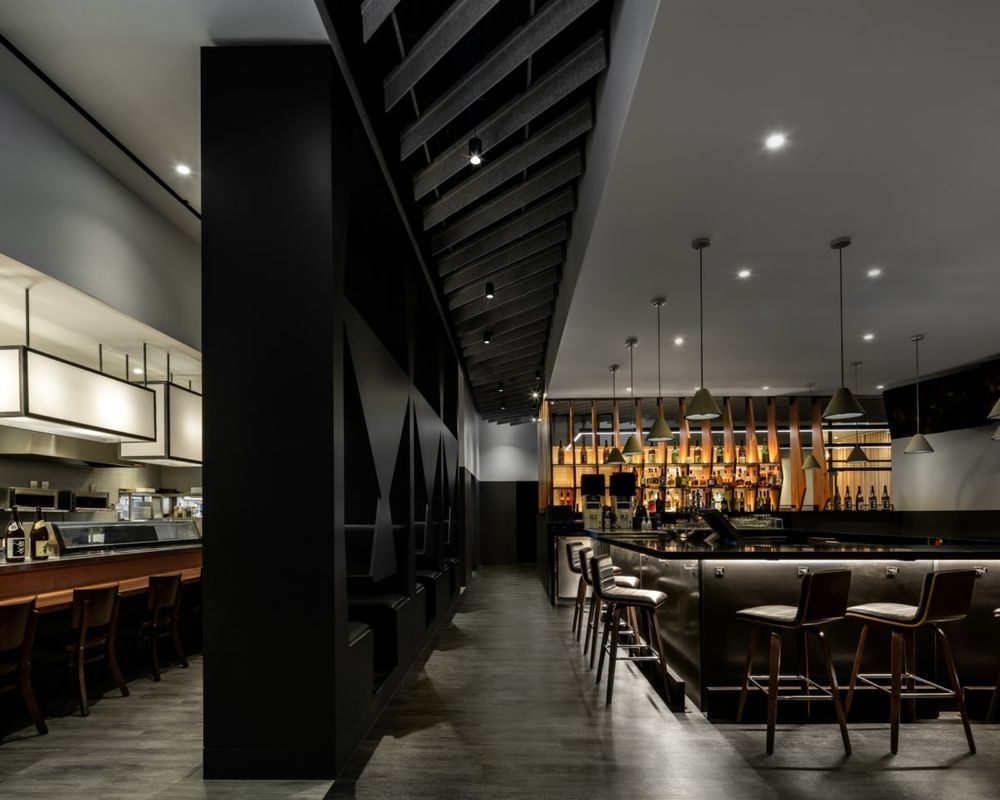 Roth Sheppard Architects 打造 Hapa Sushi Grill 和 Sake Bar | 和谐融合的双重魅力